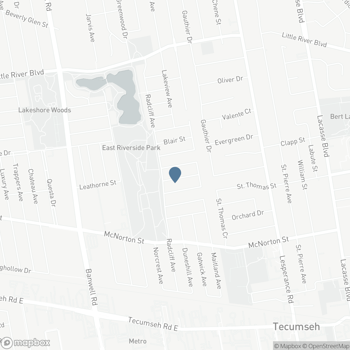 11834 ROCKLAND, Windsor, Ontario N8P 1Z5